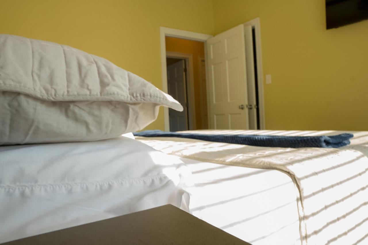 Serene 3Br Apartment 4Tvs Free Wi-Fi & Parking -E- Мосс-Пойнт Екстер'єр фото